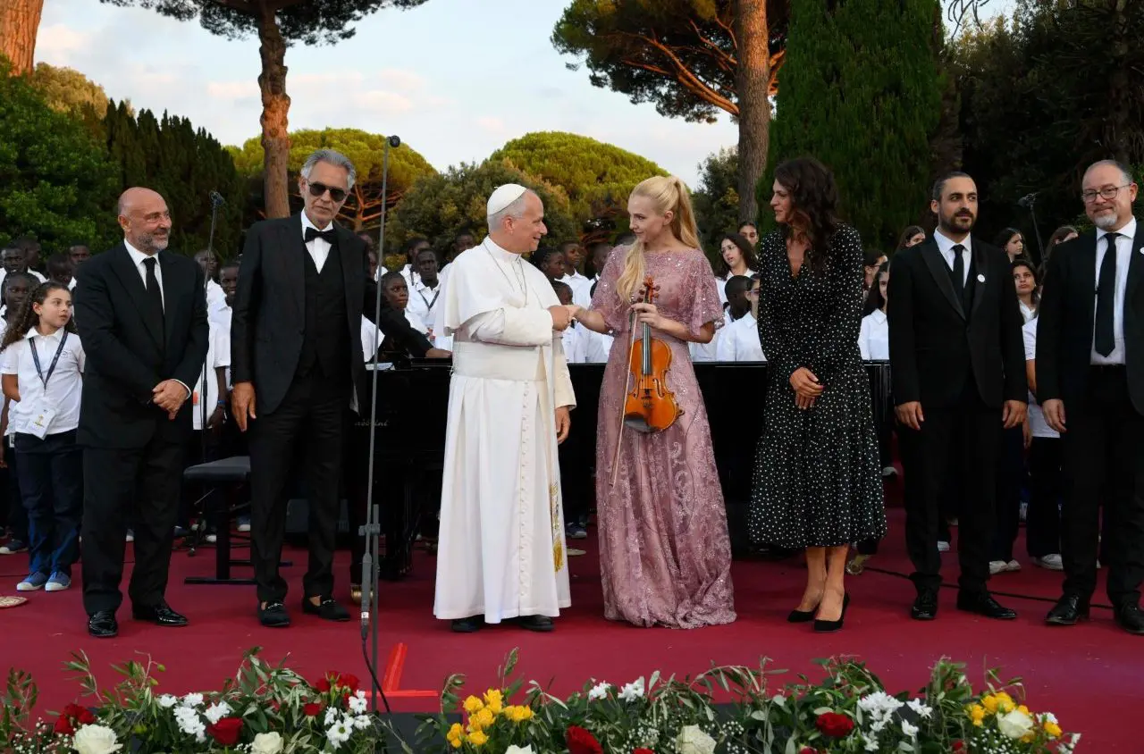 Pope Leo XIV and Andrea Bocelli with participants at the Canticle of Peace gathering
